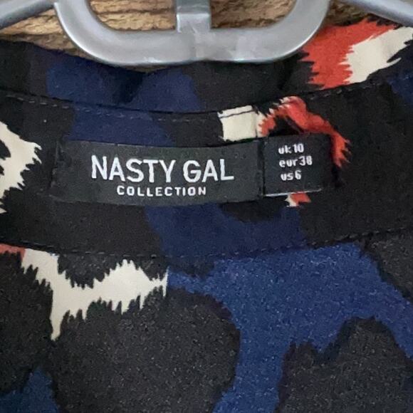 Nasty Gal Blue Long Sleeve Button Down Blouse Top Leopard Print Size 6 - Picture 3 of 8